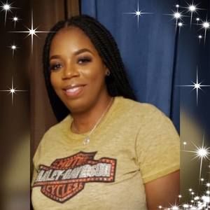 Meet your Posher, Cassandra